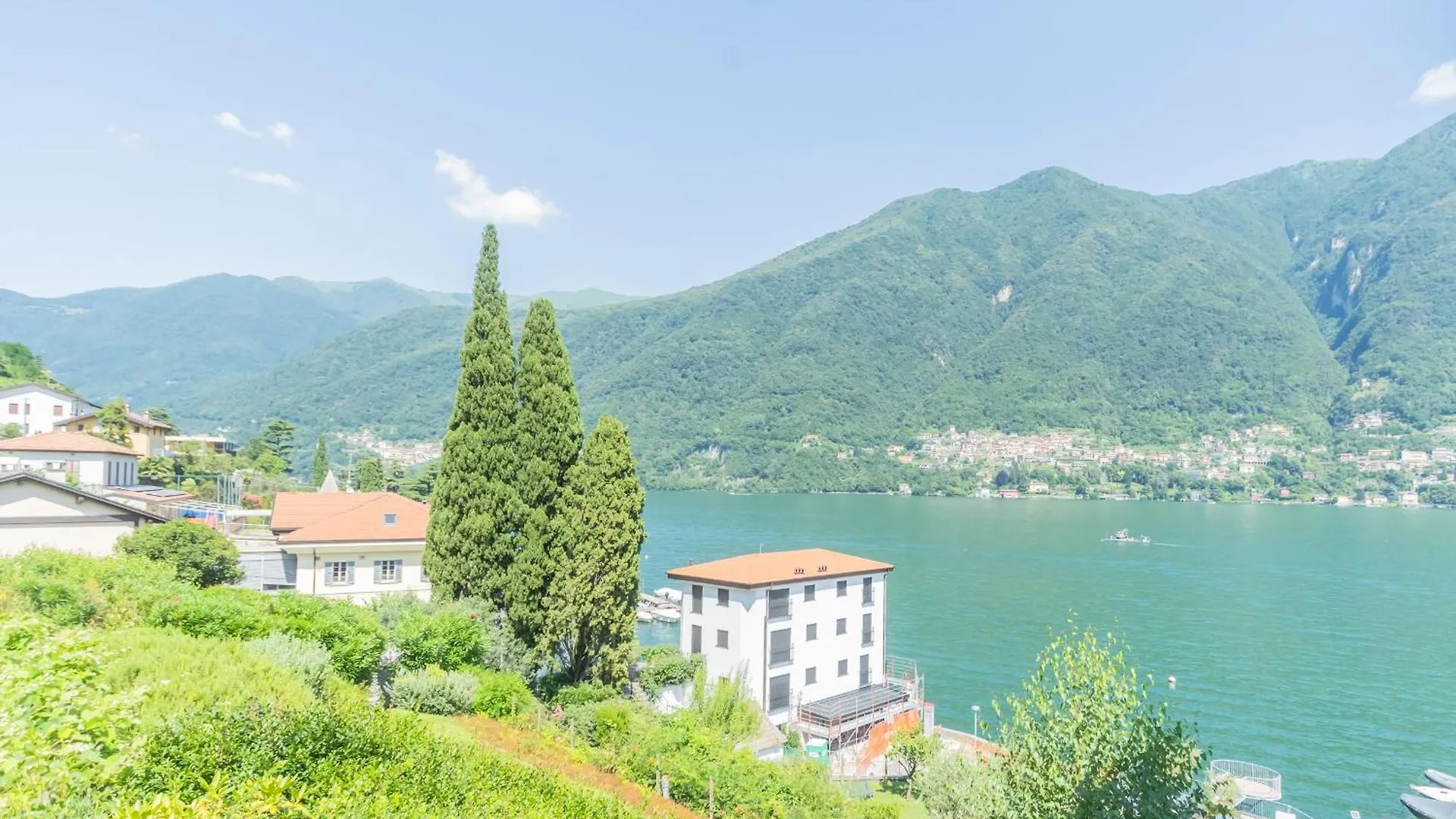 Oc Lake Love By Rent All Como Laglio İtalya